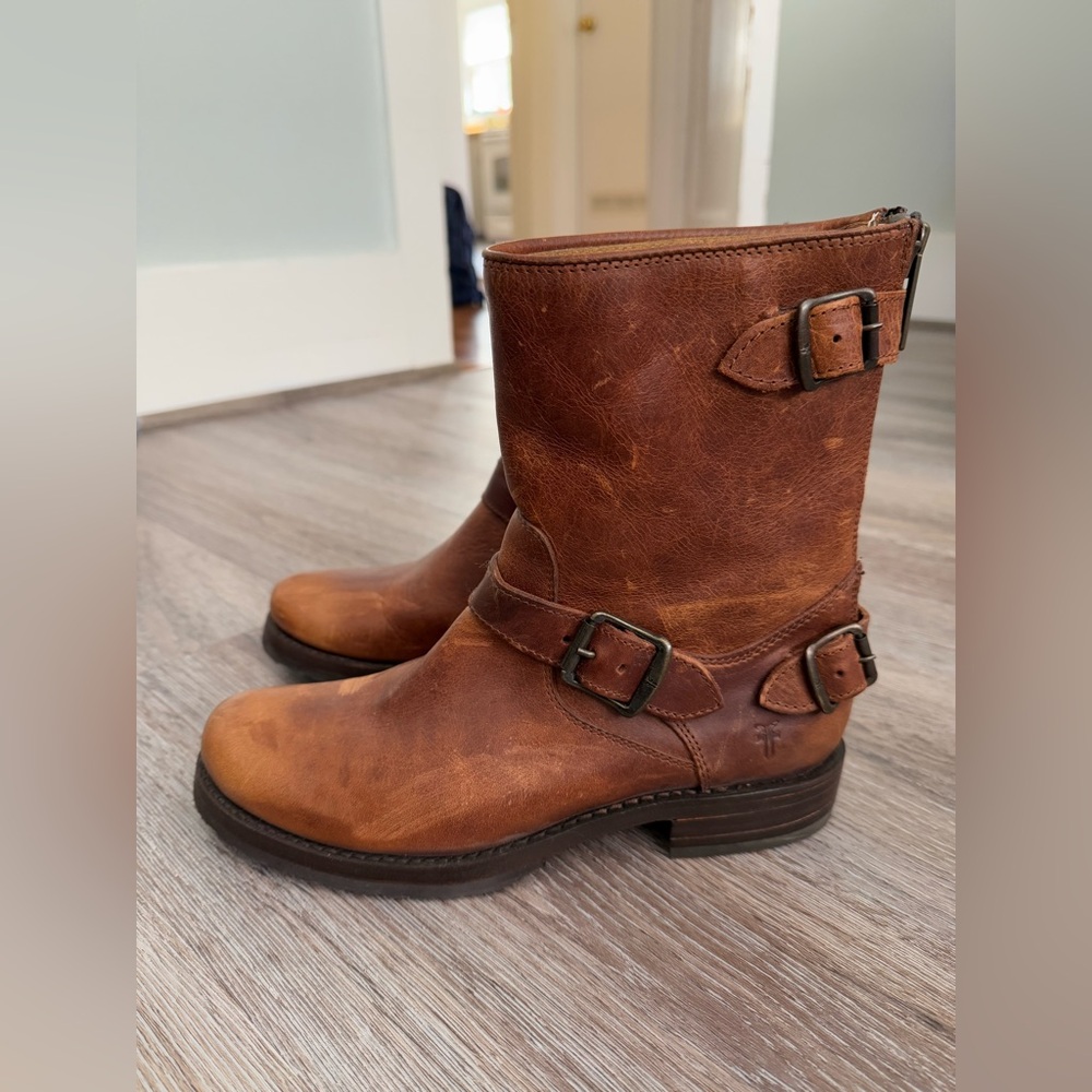 NWOT Frye Womens Veronica Boots Brown Leather Biker Motorcycle Boots 7.5